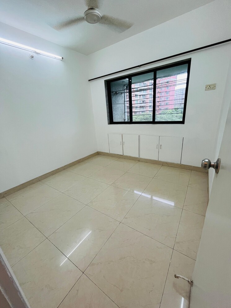 Room, tridhaatu-nakshatra 3.5 Bedroom 1200 Sq.Ft. Apartment In Chembur Mumbai 8974074