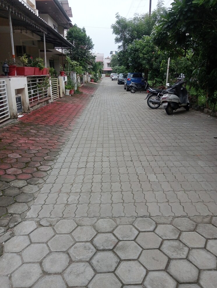  Parking, amrit-pebble-bay-ph-ii 3 Bedroom 1150 Sq.Ft. Independent House In Baghmugalia Bhopal 8974080