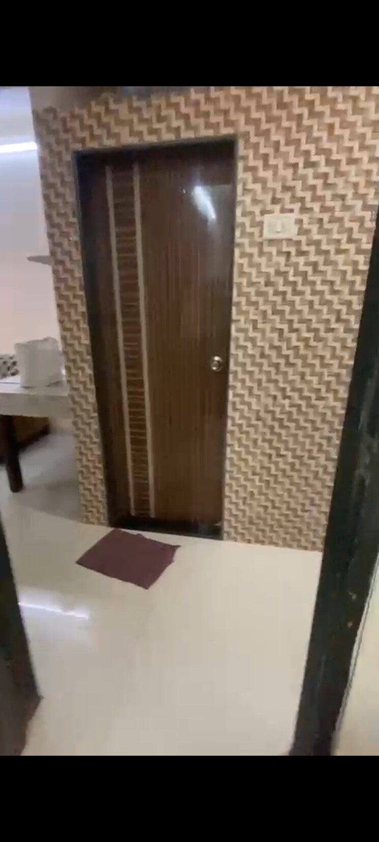 Bathroom, arihant-poonam-garden 2 Bedroom 1000 Sq.Ft. Apartment In Mira Road Thane 8974085