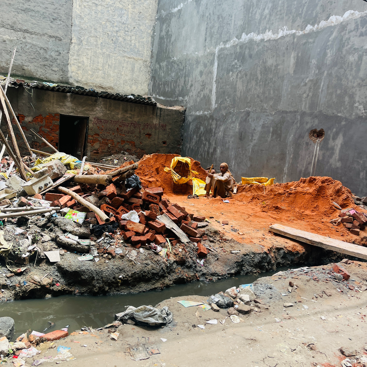 Plot For Sale in Homes 121