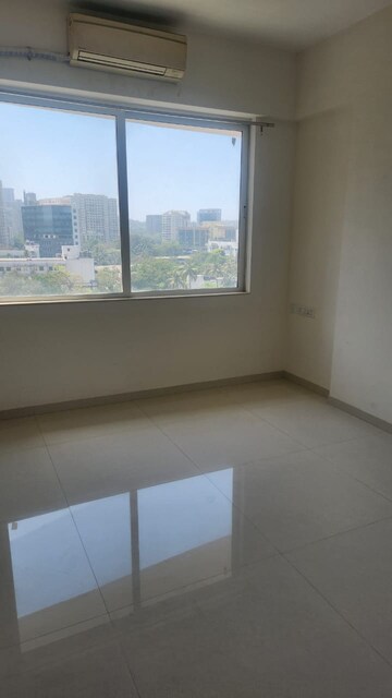 Room in 2 BHK Apartment at Tridhaatu Morya, Chembur – for Rent
