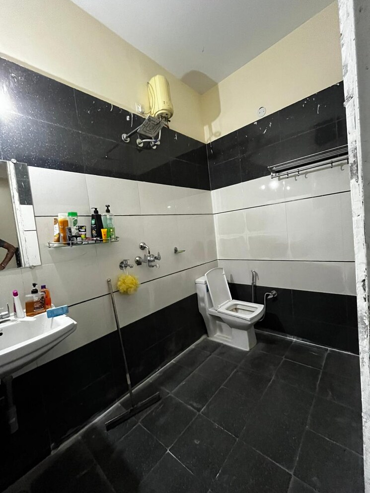 Team Area, canyon-splande-plus 3 Bedroom 1008 Sq.Ft. Apartment In Nabha Zirakpur 8974122