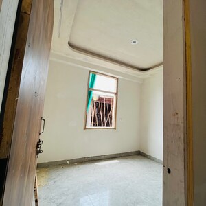 Room in 3 BHK Builder Floor at Green Home, Sarfabad Village – for Sale