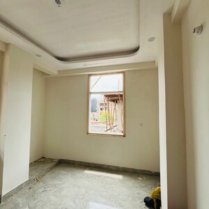 Room in 3 BHK Builder Floor at Green Home, Sarfabad Village – for Sale