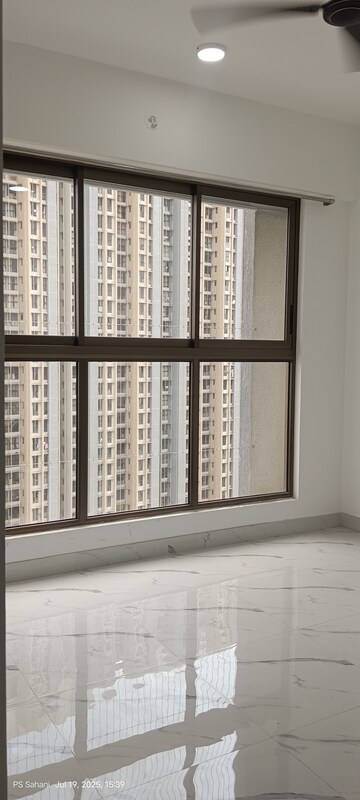 Room in 2 BHK Apartment at Raymond Ten X Vibes, J K Gram – for Rent