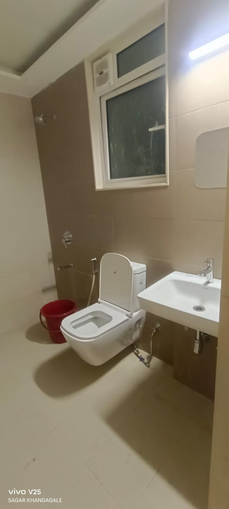 Bathroom, andheri east Pg For Boys & Girls In Andheri East 8974202