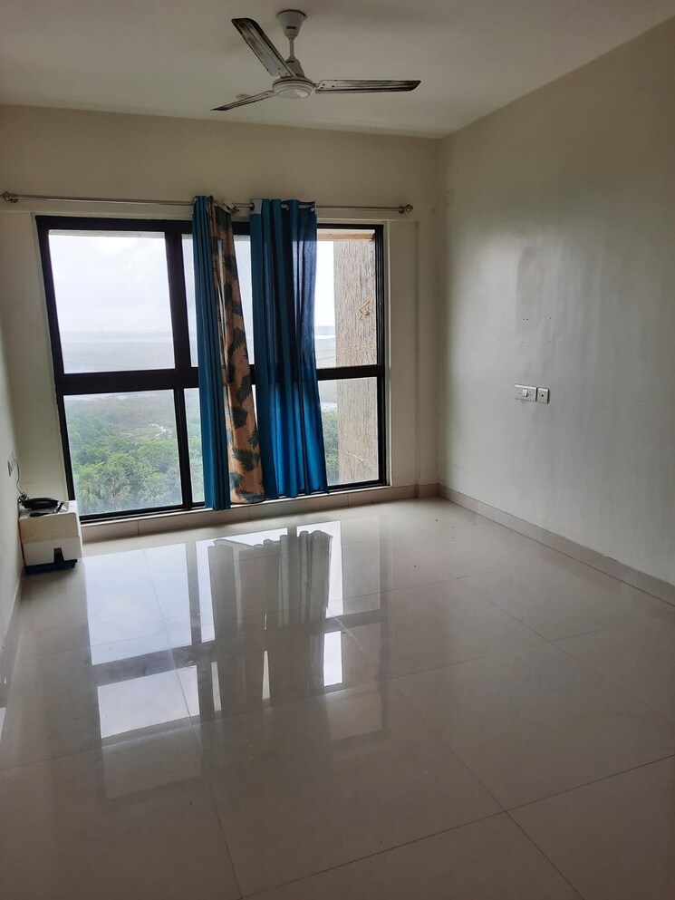 Living Room, rustomjee-meridian 2 Bedroom 1056 Sq.Ft. Apartment In Kandivali West Mumbai 8974204