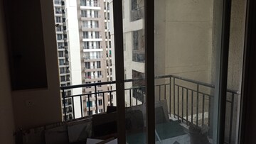 3 BHK Apartment – Exterior View View at Amrapali Golf Homes, Sector 4 Greater Noida - for Rent