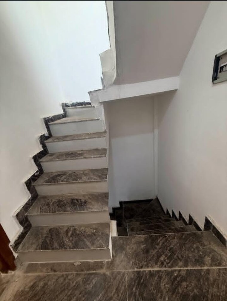 undefined, sector 28 2.5 Bedroom 1800 Sq.Ft. Builder Floor In Sector 28 Faridabad 8974225