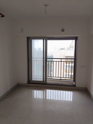 Room in 1 BHK Apartment at Ashar Metro Towers, Vartak Nagar – for Sale