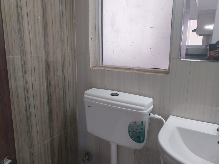 Bathroom, pivotal-riddhi-siddhi 2 Bedroom 587 Sq.Ft. Apartment In Sector 99 Gurgaon 8974266