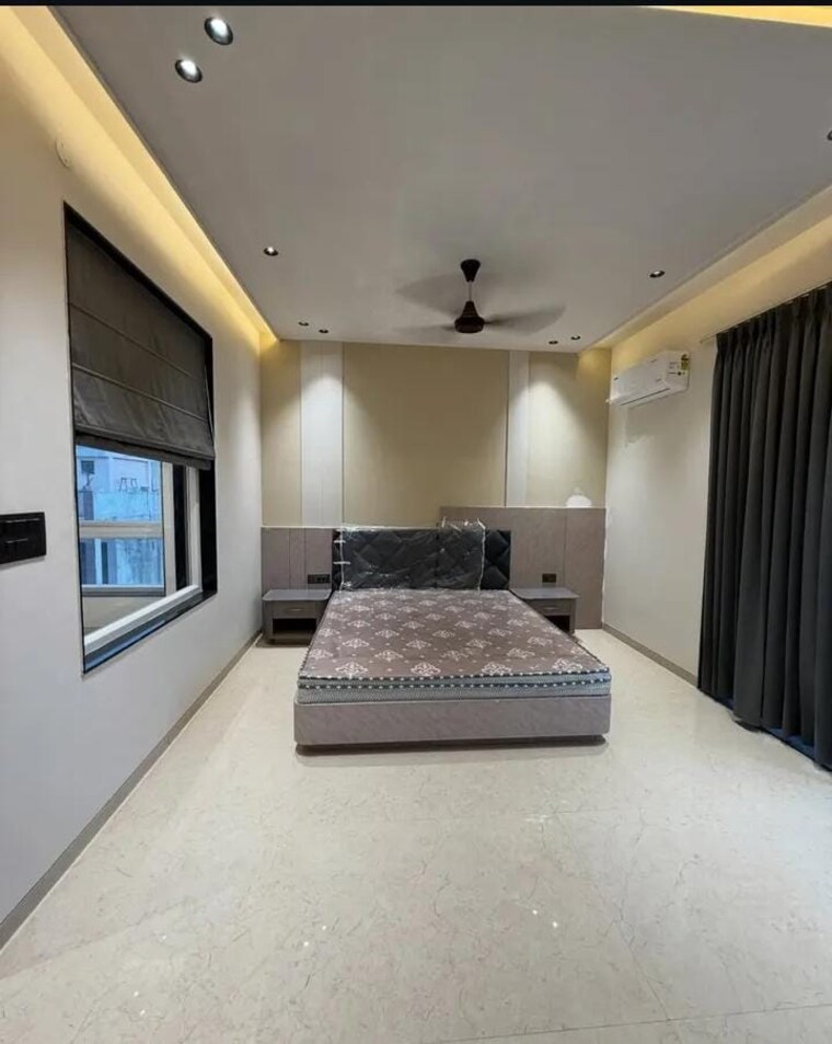 Bedroom, sector 30 3 Bedroom 2700 Sq.Ft. Builder Floor In Sector 30 Faridabad 8974279