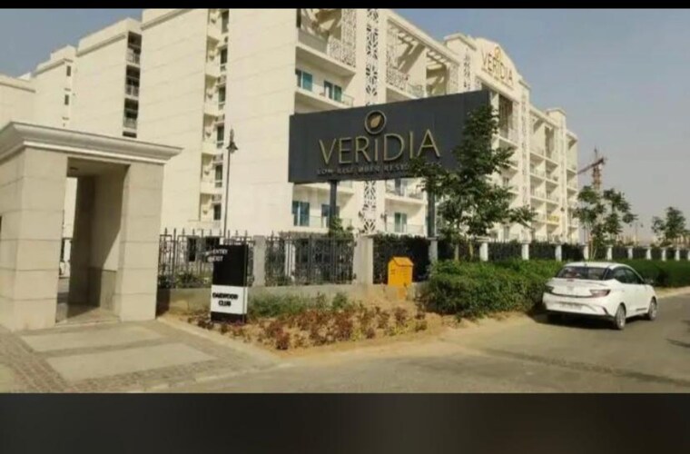 Exterior View, uchdpl-veridia-oakwood-enclave 4 Bedroom 2300 Sq.Ft. Builder Floor In Wave City Ghaziabad 8974312