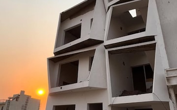 6+ BHK Independent House For Sale in Sector 94