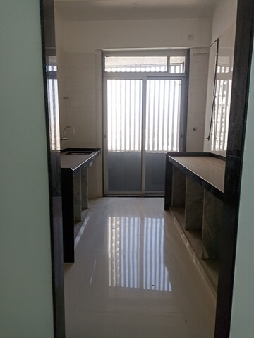 2 BHK Apartment For Sale in Shreeji Atlantis, Malad West
