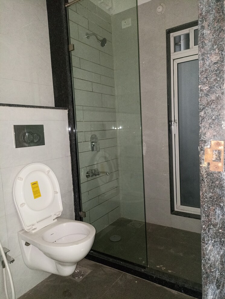 Bathroom, shreeji-atlantis 2 Bedroom 771 Sq.Ft. Apartment In Malad West Mumbai 8974394