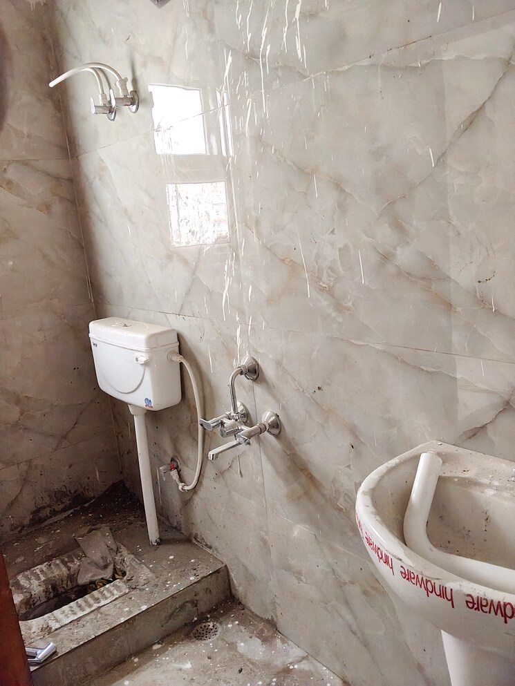 Bathroom, khodna kalan 3 Bedroom 1620 Sq.Ft. Villa In Khodna Kalan Greater Noida 8974422