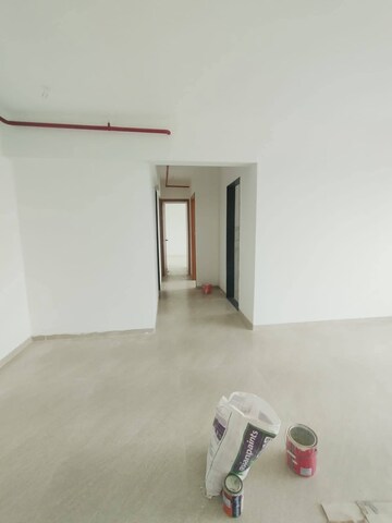 Room in 2 BHK Apartment at Naman Habitat, Andheri West – for Rent