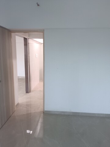 Room in 1 BHK Apartment at Shiv Shakti Tower 28, Malad East – for Sale