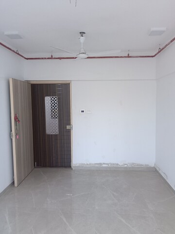 1 BHK Apartment For Sale in Shiv Shakti Tower 28, Malad East