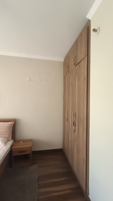 Building Lobby in 2 BHK Apartment at Ansal Sushant Estate, Sector 52 – for Rent