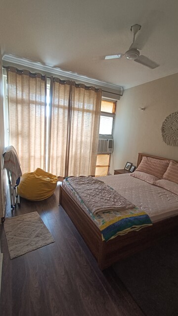 Bedroom in 2 BHK Apartment at Ansal Sushant Estate, Sector 52 – for Rent