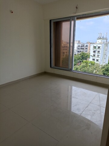 Room in 1 BHK Apartment at Gagangiri Complex, Dahisar West – for Sale