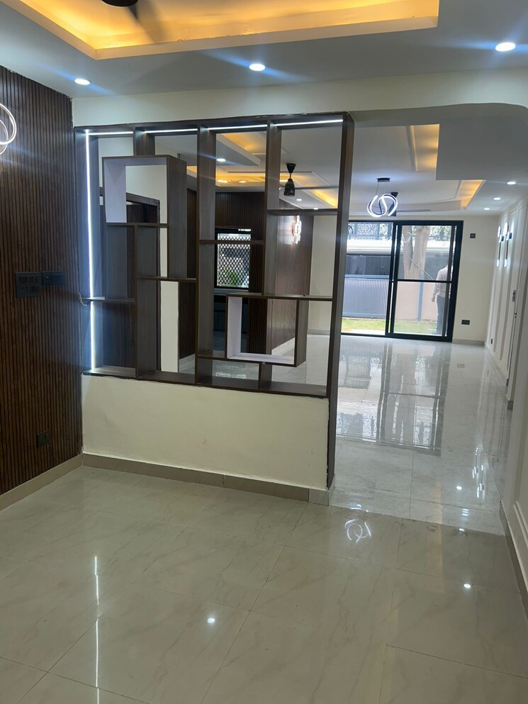 Living Room, indiabulls-enigma 4 Bedroom 3400 Sq.Ft. Apartment In Sector 110 Gurgaon 8974456