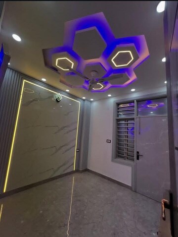 Team Area in 3 BHK Builder Floor at Sector 35 – for Sale