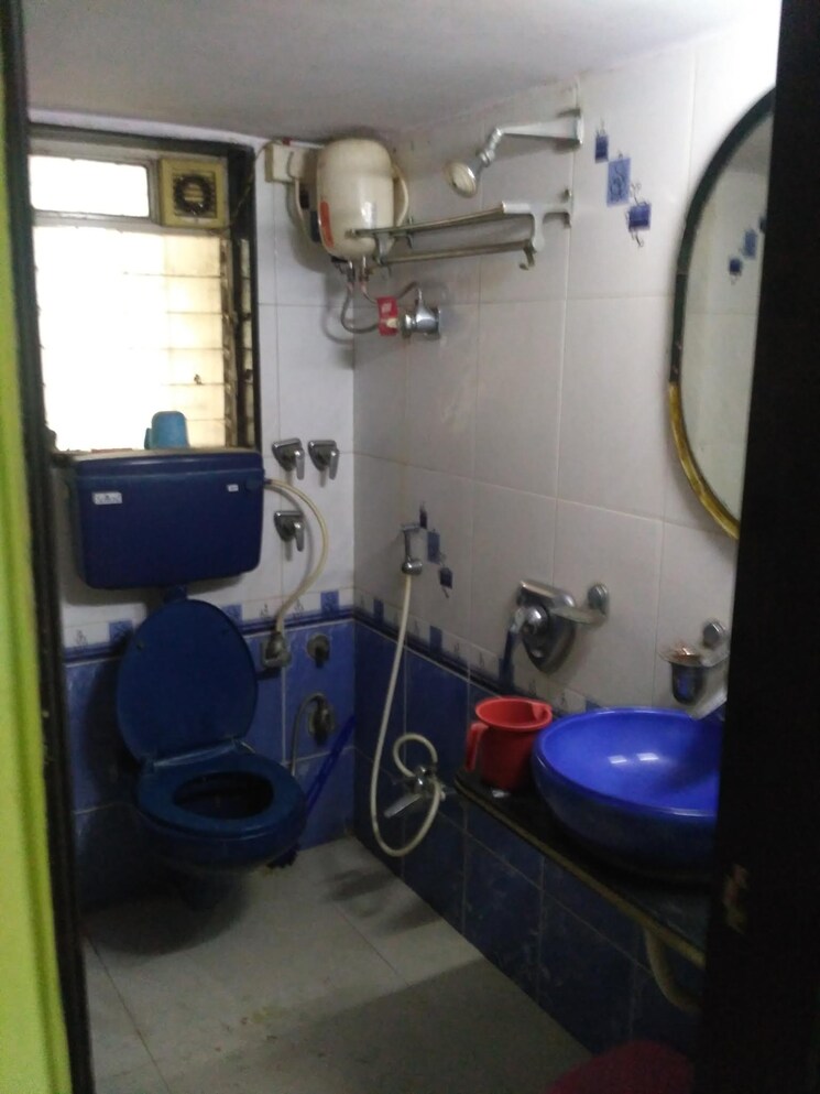 Bathroom, eugene-apartment 4 Bedroom 1200 Sq.Ft. Apartment In Borivali West Mumbai 8974469