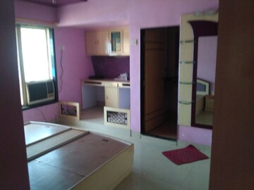 Bedroom in 4 BHK Apartment at Eugene Apartment, Borivali West – for Sale