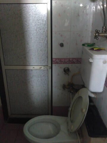 Bathroom in 4 BHK Apartment at Eugene Apartment, Borivali West – for Sale