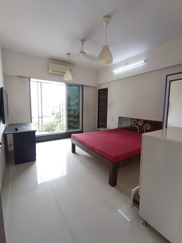 Team Area in 3 BHK Apartment at Avirahi Homes, Borivali West – for Rent