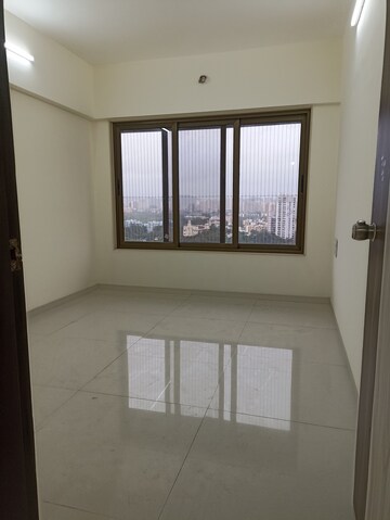 Room in 3 BHK Apartment at Mallhar Bhimashankar Heights, Dahisar West – for Sale