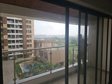 Parking in 2 BHK Apartment at Menlo Homes Kharadi, Kharadi – for Rent