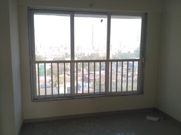 Room in 3 BHK Apartment at Parinee Adney, Borivali West – for Sale