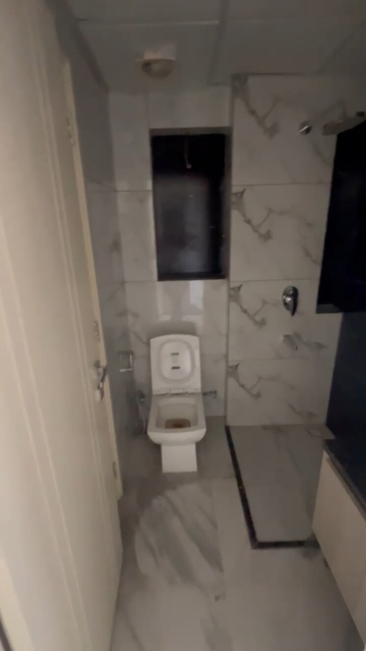 Bathroom, central-park-cerise-suites 3 Bedroom 1350 Sq.Ft. Builder Floor In Sohna Sector 33 Gurgaon 8974623