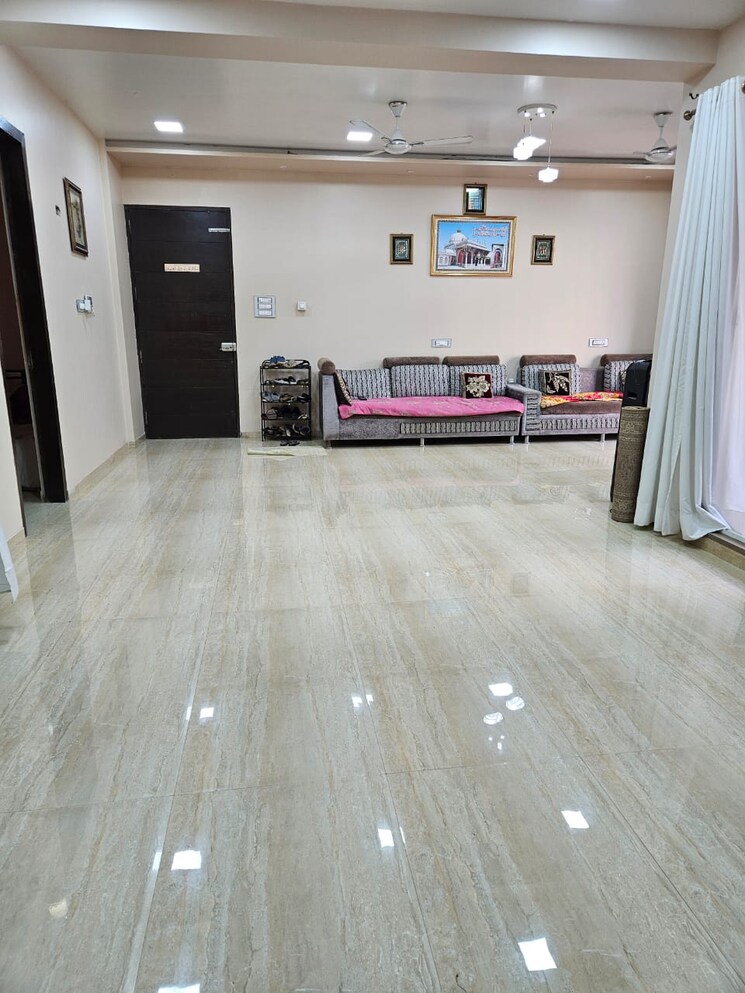 Living Room, rashmi-signature 4 Bedroom 2200 Sq.Ft. Apartment In Mira Road Thane 8974617