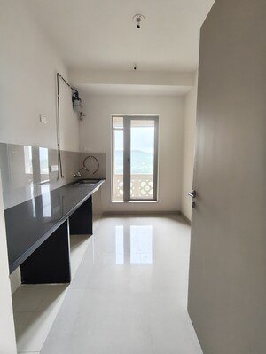 Team Area in 2 BHK Apartment at Hiranandani Fortune City, New Panvel – for Sale