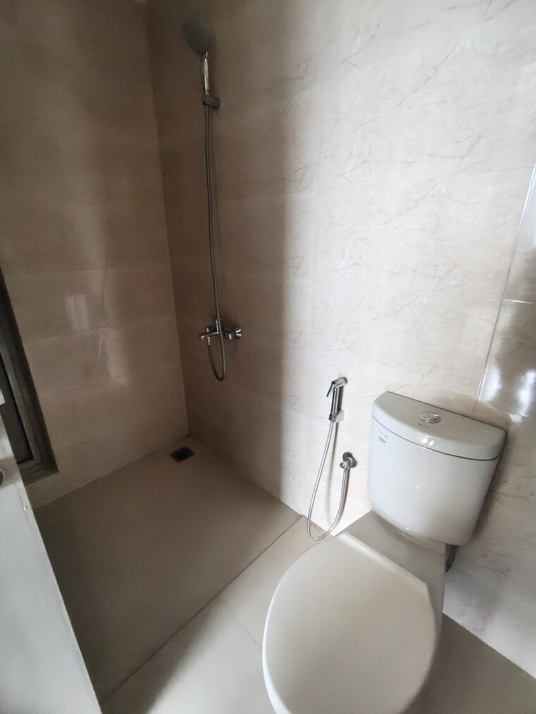 Bathroom, hiranandani-fortune-city 2 Bedroom 1405 Sq.Ft. Apartment In New Panvel Navi Mumbai 8974637