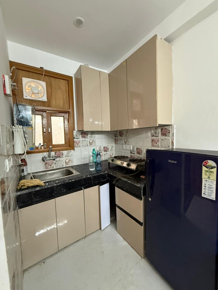 Kitchen, saket 2 Bedroom 950 Sq.Ft. Builder Floor In Saket Delhi 8974648