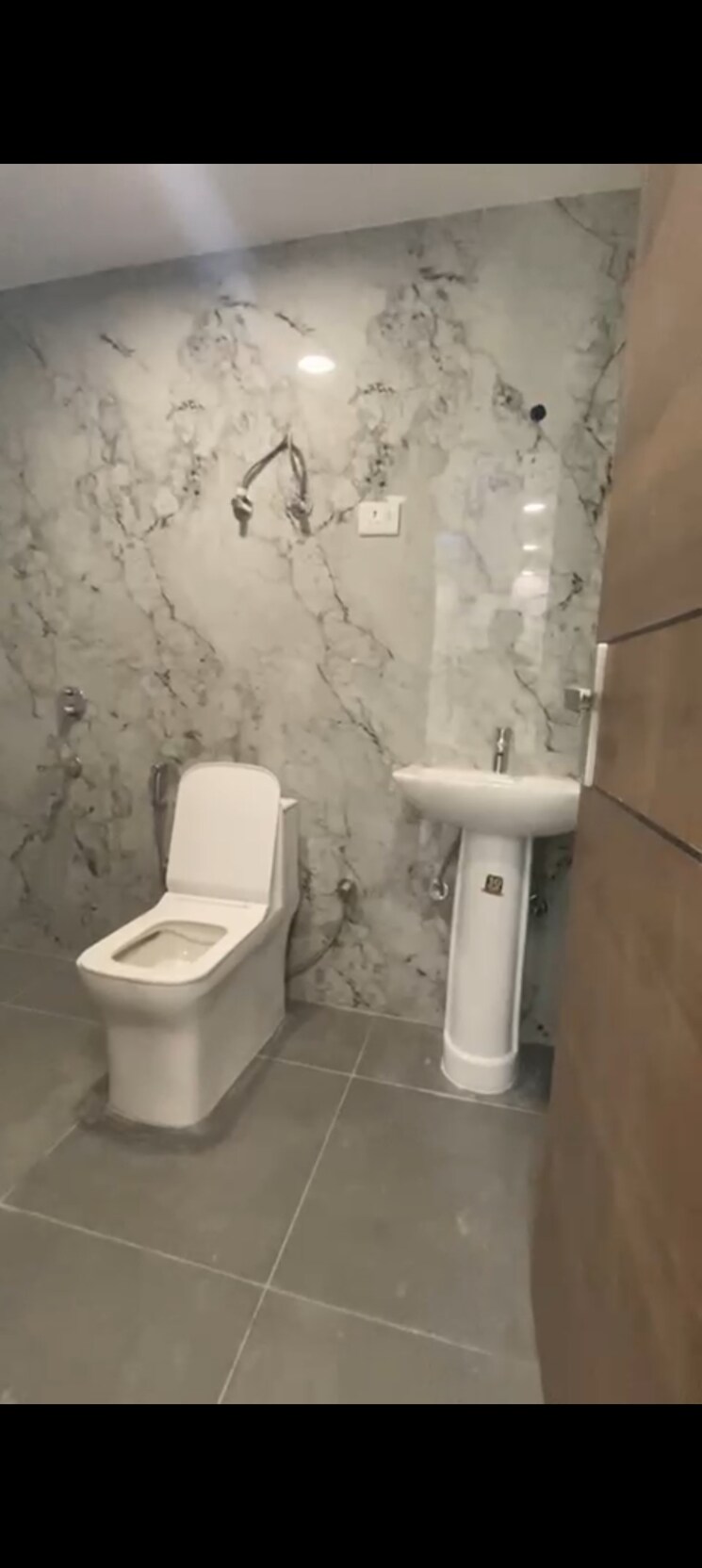 Bathroom, chattarpur 1 Bedroom 55 Sq.Yd. Builder Floor In Chattarpur Delhi 8974649