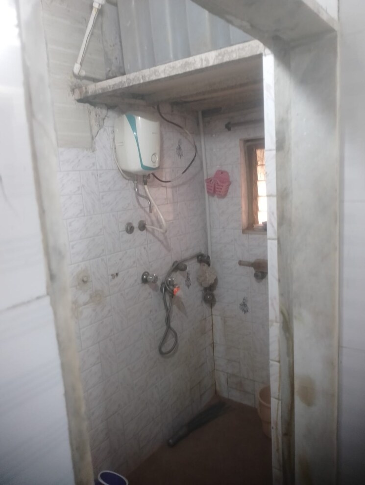 Bathroom, salvi-nivas 1 Bedroom 545 Sq.Ft. Apartment In Kalwa Thane 8974680