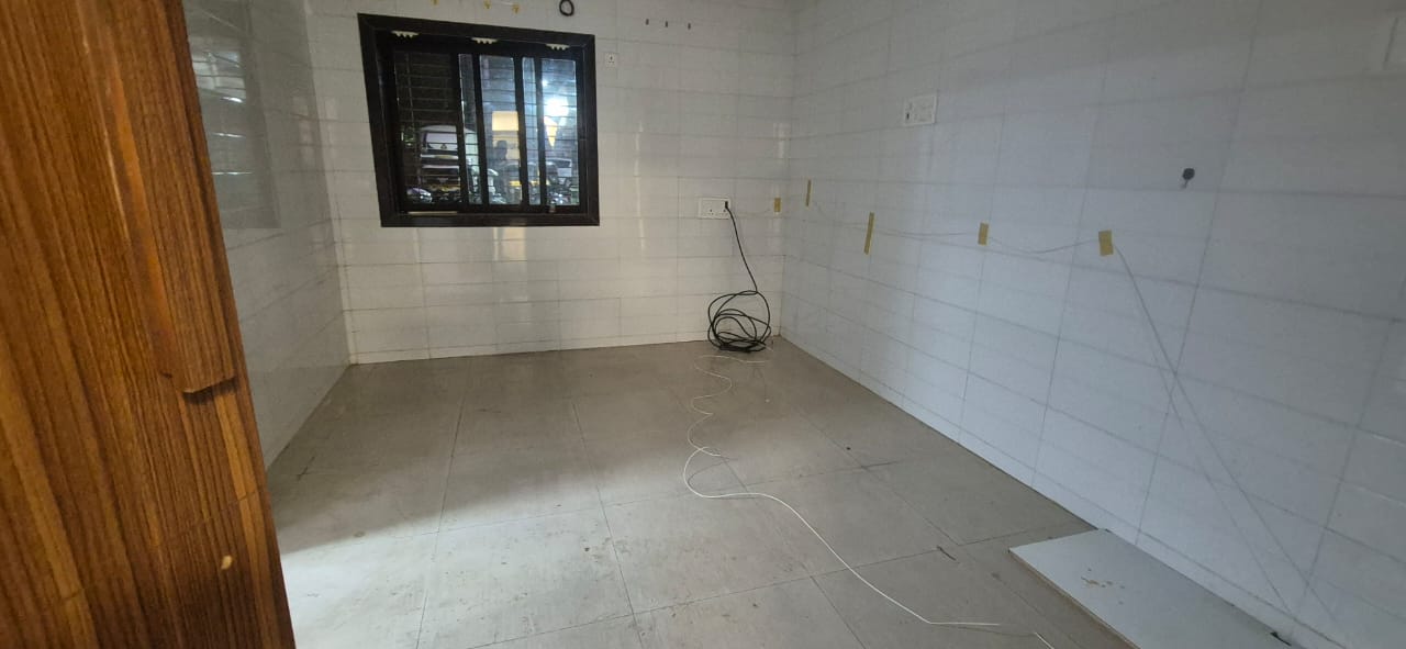 Retail Shop For Rent in Rashi Tower