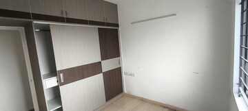 Room in 2 BHK Apartment at Nitesh Hyde Park, Bannerghatta Road – for Rent