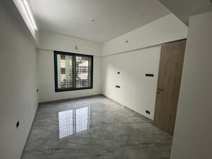 Room in 2 BHK Apartment at Minal CHS Erandwane, Erandwane – for Sale