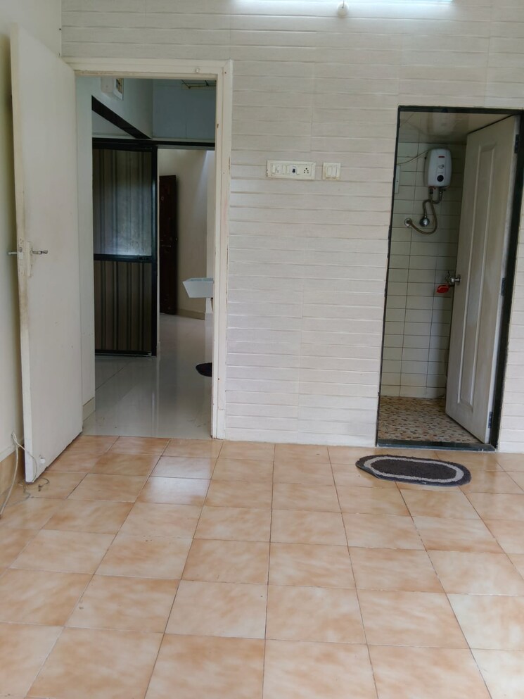 Room, bhakti-complex-dahisar 1 Bedroom 550 Sq.Ft. Apartment In Dahisar West Mumbai 8974749