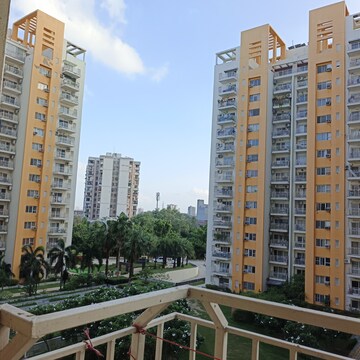 3.5 BHK Apartment – Exterior View View at BPTP Park Grandeura, Sector 82 - for Rent
