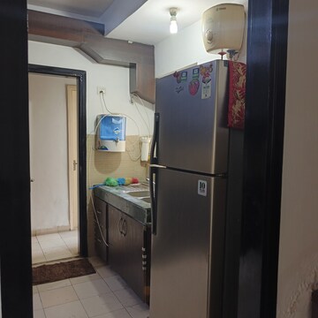 Kitchen in 3.5 BHK Apartment at BPTP Park Grandeura, Sector 82 – for Rent