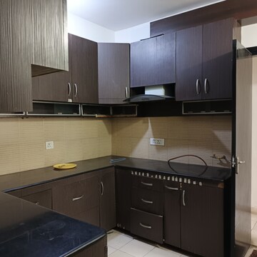 Kitchen in 3.5 BHK Apartment at BPTP Park Grandeura, Sector 82 – for Rent